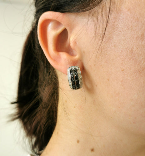 Boucles d'oreilles Boucles d'oreilles créoles Or blanc Diamants 58 Facettes LT 6360