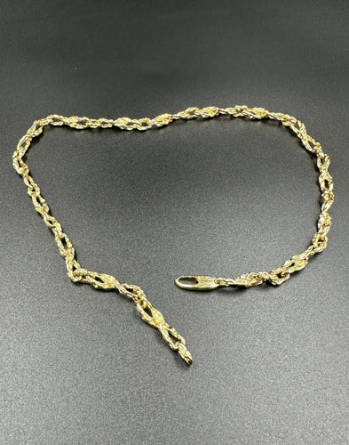 Collier GILBERT ALBERT. Collier or jaune 18K 58 Facettes