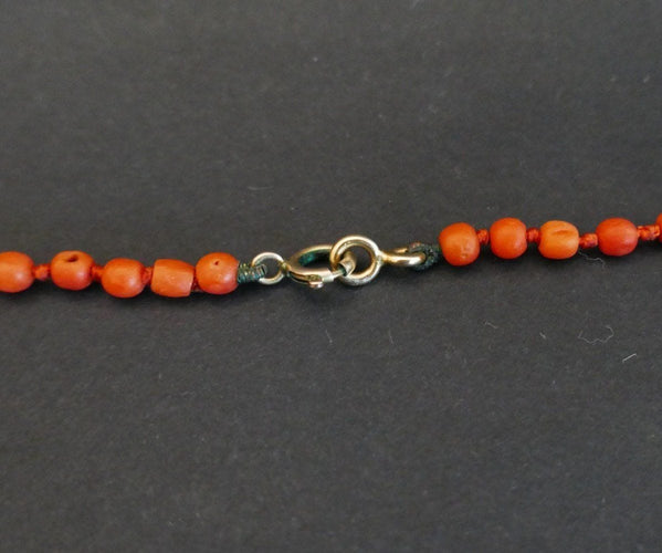 Collier Collier En Chute Corail Ancien 58 Facettes