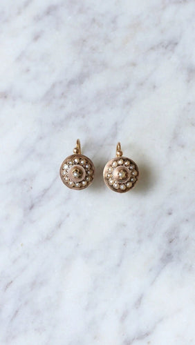 Boucles d'oreilles Dormeuses anciennes disque perles 58 Facettes