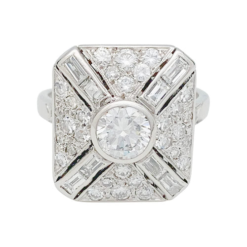 Bague 55 Bague en or blanc et diamants. 58 Facettes 31153