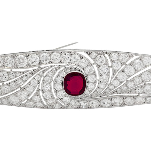 Broche Broche Art Déco en platine, rubis et diamants. 58 Facettes 31864