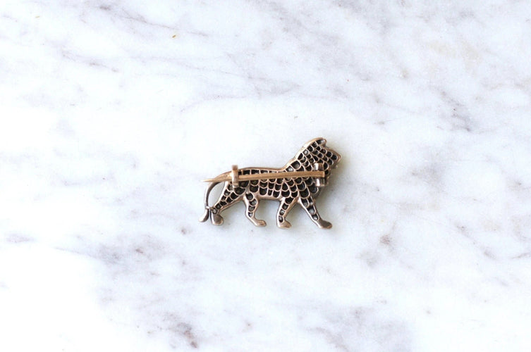Broche Broche Lion diamants 58 Facettes