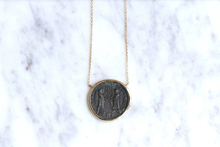 Collier Collier pièce romaine Magnence 58 Facettes