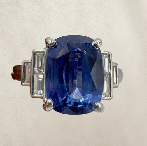 Bague Bague de Fiançailles Saphir, diamants" Baguette" & or blanc 58 Facettes 7351 A