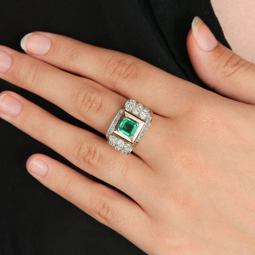 Bague Bague Tank Emeraude Diamants 58 Facettes