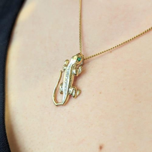 Pendentif Pendentif Animalier Or jaune Diamants Emeraudes 58 Facettes 28785