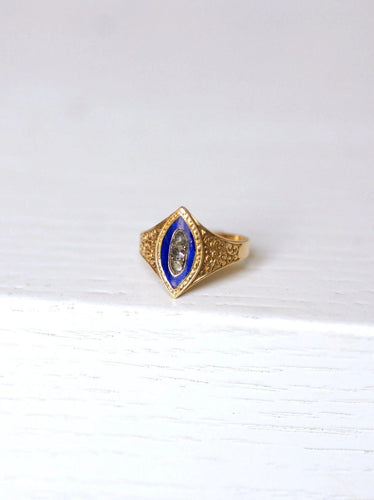 Bague marquise ancienne en or jaune et diamant sur émail bleu 58 Facettes