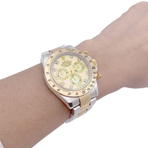 Bracelet Montre Rolex, "Cosmograph Daytona", or jaune et acier. 58 Facettes 33599