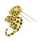 Broche Broche Fred "Léopard" en or jaune, diamants, émail et émeraudes. 58 Facettes 32381