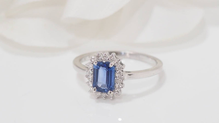 Bague 54.5 Bague en Or blanc, saphir de Ceylan et diamants 58 Facettes 32241