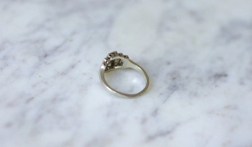 Bague Bague Art Déco escalier diamants 58 Facettes