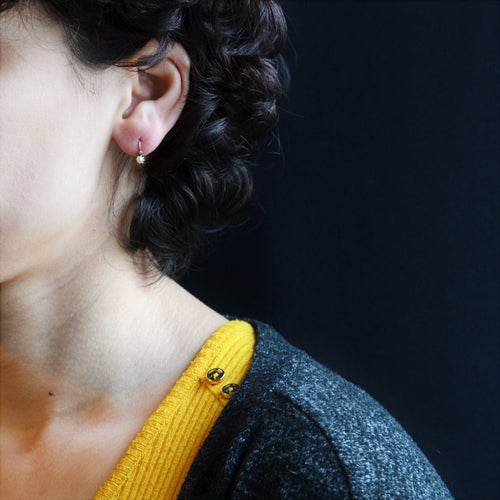 Boucles d'oreilles Petites dormeuses anciennes or rose perles fines 58 Facettes 19-020C