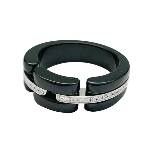 Bague 53 Bague Chanel "Ultra" en céramique, or blanc et diamants. 58 Facettes 31052