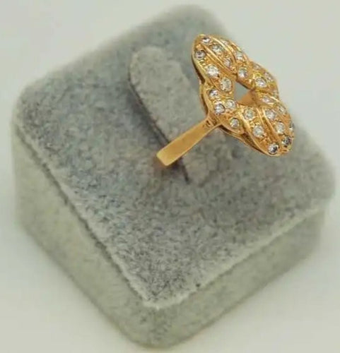 Bague 57 Bague en Or jaune, diamants 58 Facettes