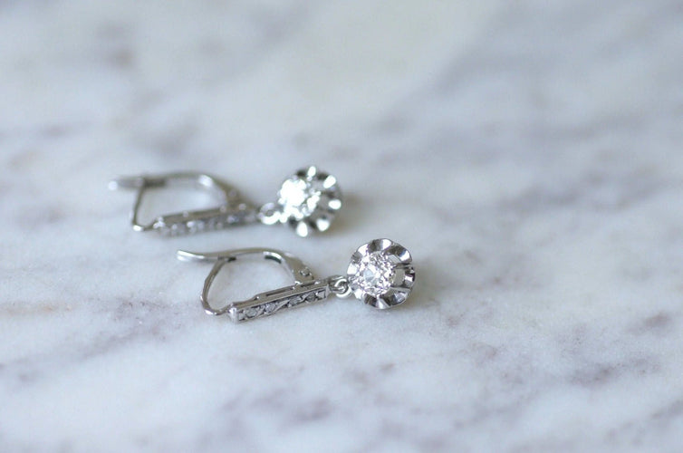 Boucles d'oreilles Boucles d'oreilles Art Déco or blanc et diamants 58 Facettes
