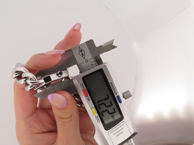 Montre vintage montre CHANEL premiere chaine gourmette gm diamant quartz 58 Facettes 253634