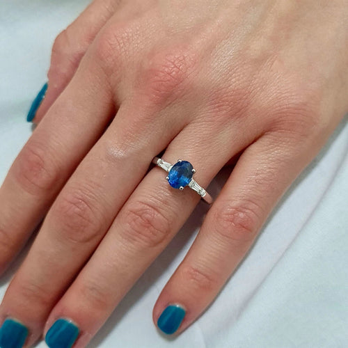 Bague 54 Solitaire saphir diamants or blanc 58 Facettes