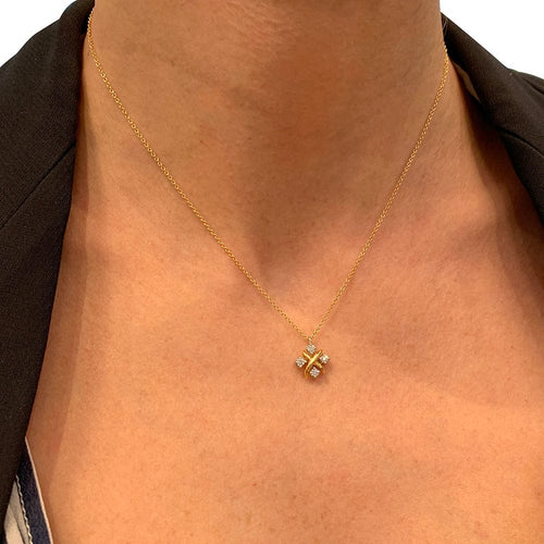 Collier Collier Tiffany&Co. Schlumberger, "Lynn", or jaune, platine et diamants. 58 Facettes 31266