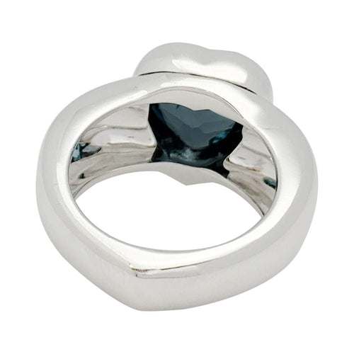Bague 53 Bague Piaget, "Coeur", or blanc et topaze. 58 Facettes 32050