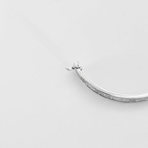 Bracelet Bracelet or blanc 18 carats serti diamants baguette 58 Facettes