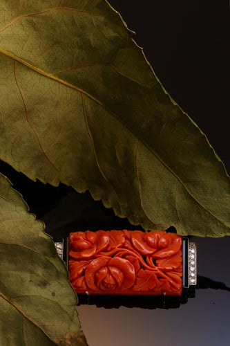 Broche Broche Art Déco Diamants Onyx Corail Sanguin 58 Facettes 23277-0093