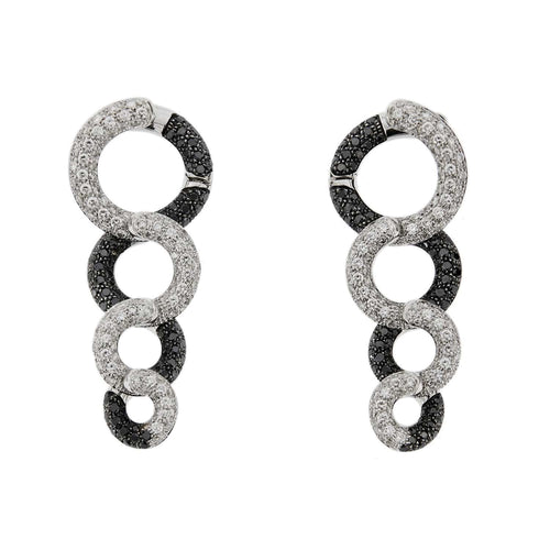 Boucles d'oreilles Boucles d'oreilles pendantes diamants noirs et blancs 58 Facettes 25641