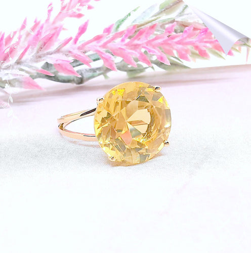 Bague 53.5 Bague Citrine Jaune en Solitaire Or Jaune 58 Facettes AA 1513