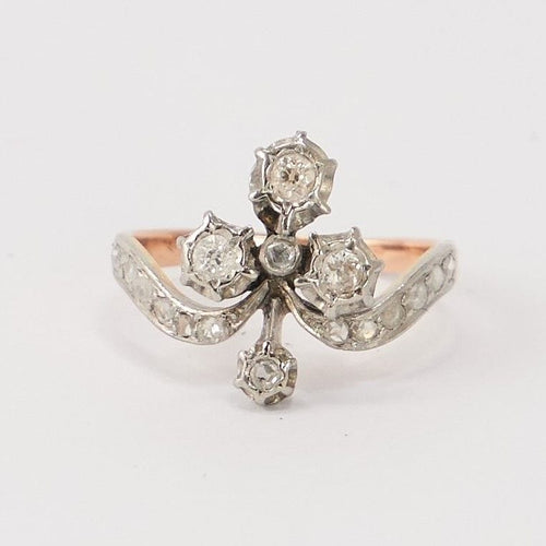 Bague Bague Duchesse Ancienne Or Gris Platine Diamants 58 Facettes LOT 3446