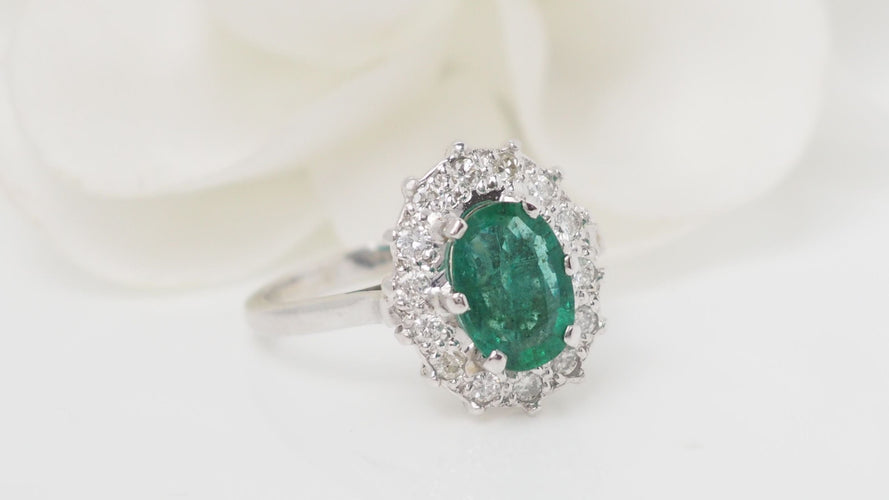 Bague 53 Bague marguerite Or blanc Emeraude Diamants 58 Facettes 32514