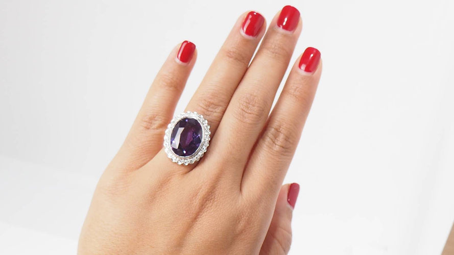 Bague Bague Pompadour or blanc et platine saphir violet et diamants 58 Facettes 31305