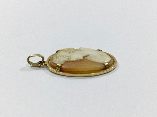 Pendentif Pendentif Camée coquillage 58 Facettes 950066