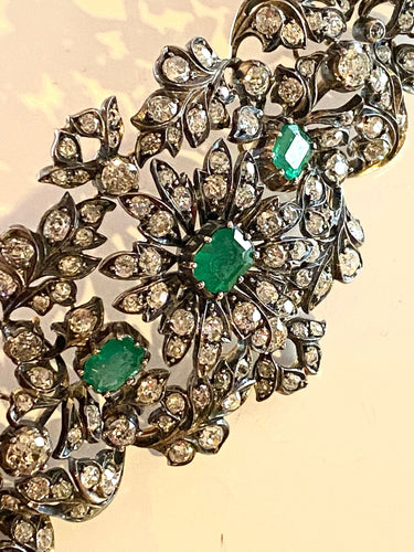 Bracelet Exceptionnel bracelet XIXe diamants, émeraudes, or et argent 58 Facettes