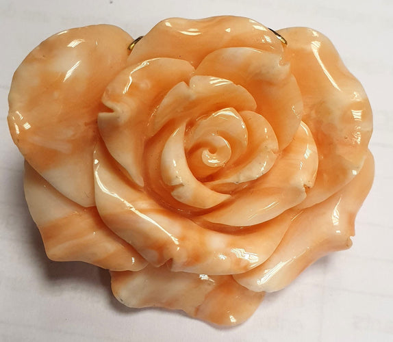 Broche Broche/Pendentif fleur Or jaune Corail 58 Facettes C 1485  Ree