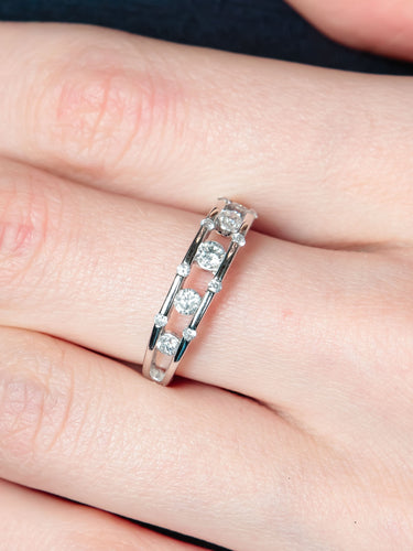 Bague 52 Alliance Or Blanc Diamants 58 Facettes