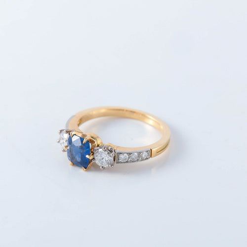 Bague 57 Bague en or et saphir 58 Facettes