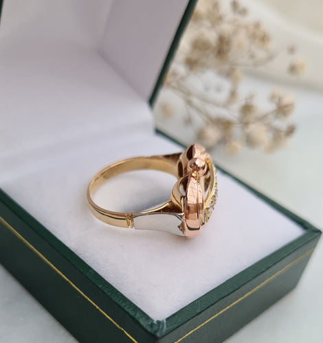 Bague 49.5 Bague Trois Ors 1940 Diamants 58 Facettes 339