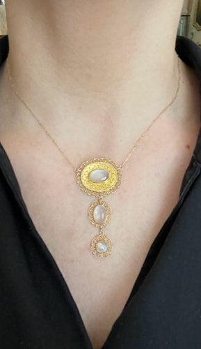 Collier Collier cabochons de pierres de lune 58 Facettes