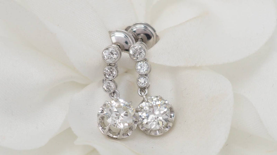 Boucles d'oreilles Dormeuses anciennes diamants 58 Facettes 32339