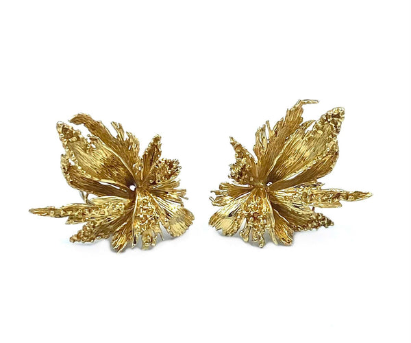 Boucles d'oreilles Chaumet. Demi-parure 1980 en or jaune 18K 58 Facettes