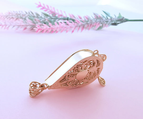 Pendentif Pendentif Meskia en filigrane et pampilles Or Rose 18 K 58 Facettes AA 1637