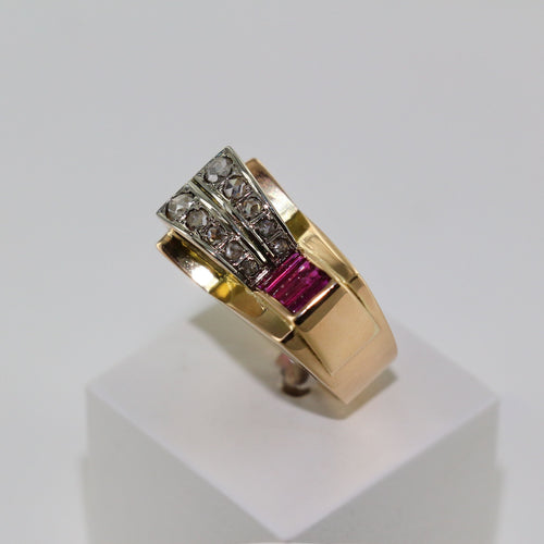 Bague 53 Bague Tank or jaune pierres rouges 58 Facettes