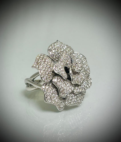 Bague Bague Camélia Diamants 58 Facettes f40lp25