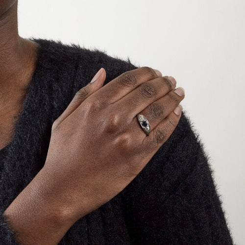 Bague 62 Bague Jarretière Platine Saphir de synthèse Diamants 58 Facettes 67/2