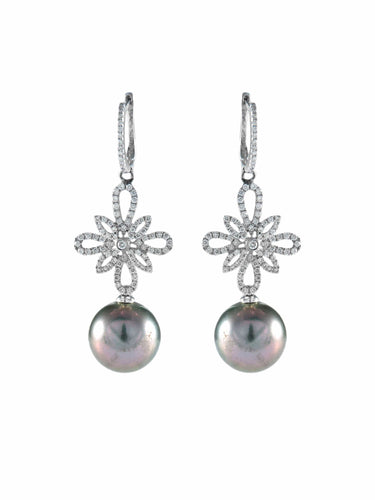 Boucles d'oreilles BOUCLES D'OREILLES OR GRIS PERLES ET DIAMANTS 58 Facettes 476 00087