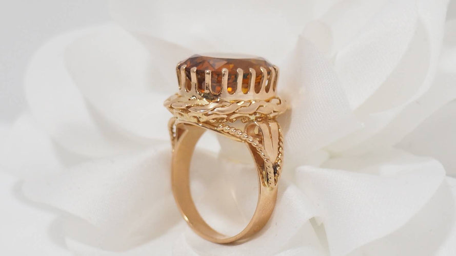 Bague Bague vintage en or jaune et citrine 58 Facettes 31147