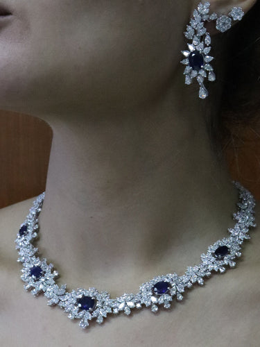 Collier Collier de cocktail diamants et saphirs Ceylon or blanc 58 Facettes NECK 88