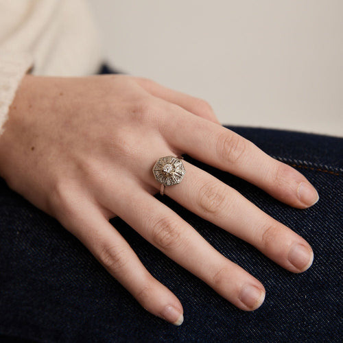 Bague 52 Bague Art Déco diamants 58 Facettes