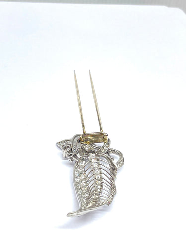 Broche Broche ancienne en or blanc et diamants 58 Facettes