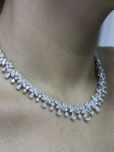 Colliers Collier Rivière Diamants Poires or blanc 58 Facettes NECK145